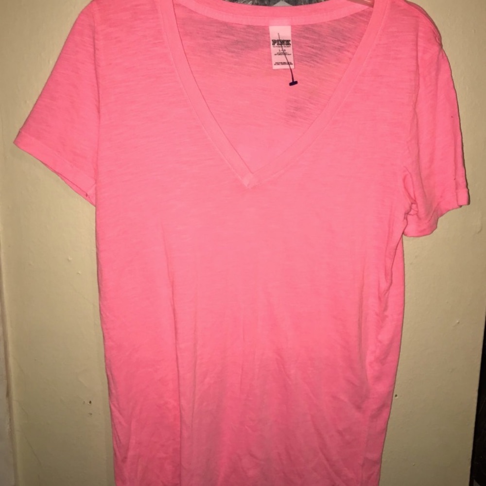 Pink tee shirt 🤑